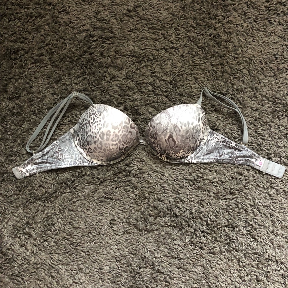 Double strapped bra